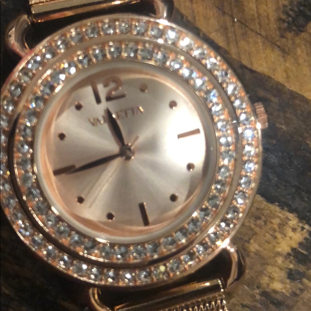 Watch - Picture 3 of 3